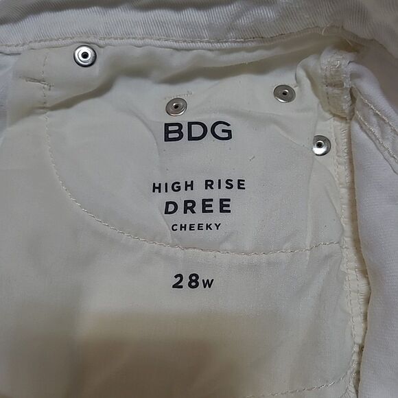 Urban Outfitters BDG High Rise Dree Cheeky Size 28W White Studded Denim Shorts - Picture 9 of 12